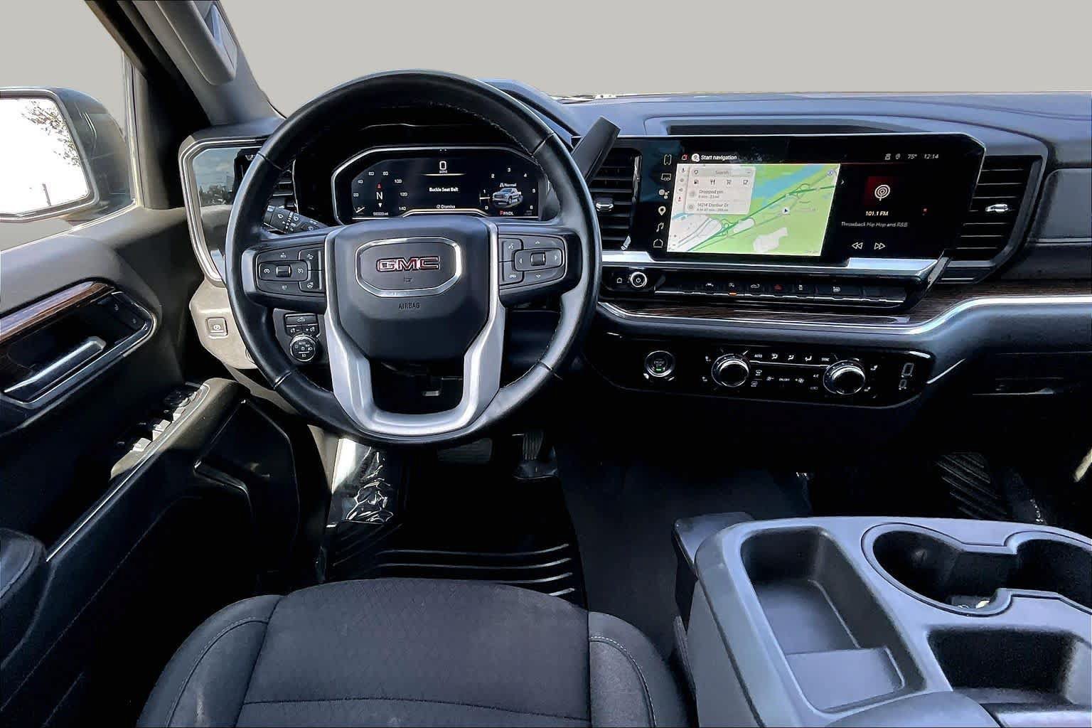 Used 2023 GMC Sierra 1500 Elevation RWD image 5
