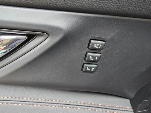 New 2026 Subaru Ascent Limited Bronze image 7