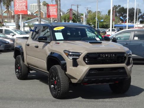 Used 2025 Toyota Tacoma TRD Pro AWD/4WD image 2