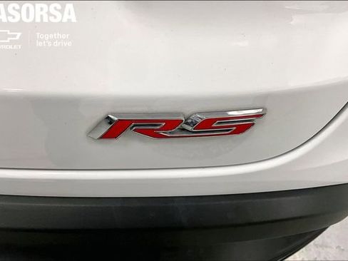 Certified 2025 Chevrolet Trax RS w/ Sunroof Package FWD image 8