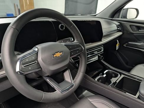 New 2026 Chevrolet Traverse LT image 18