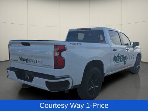 Used 2023 Chevrolet Silverado 1500 Custom AWD/4WD image 9
