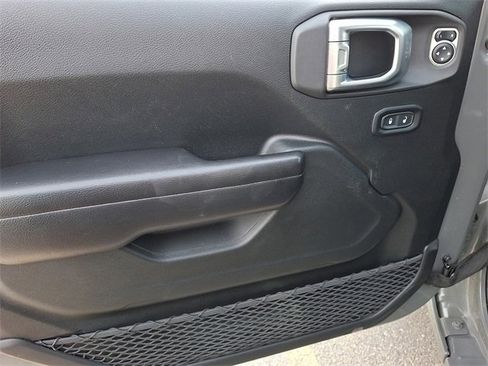 Used 2020 Jeep Wrangler Unlimited Sport S image 12