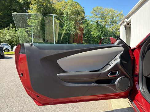 Used 2015 Chevrolet Camaro LS RWD image 11