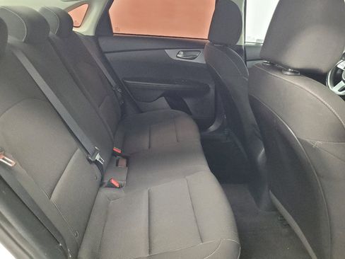 Used 2021 Kia Forte LXS FWD image 19