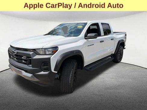 Used 2024 Chevrolet Colorado Trail Boss w/ LPO, Dark Essentials Package AWD/4WD image 5