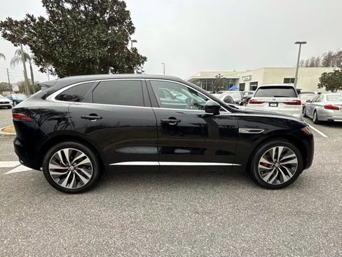 Used 2021 Jaguar F-PACE S image 2