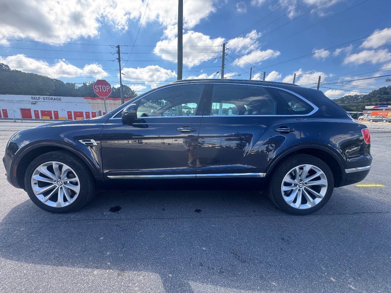 Used 2020 Bentley Bentayga AWD/4WD image 3