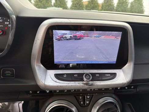 Used 2019 Chevrolet Camaro SS image 15