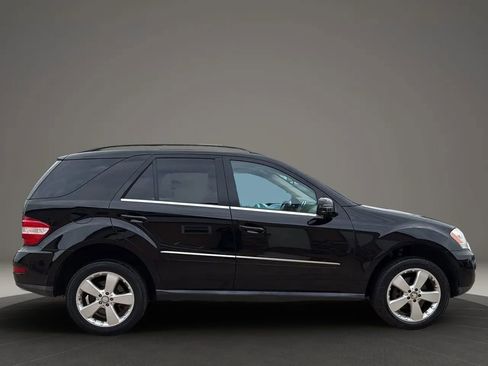 Used 2011 Mercedes-Benz ML 350 4MATIC image 2