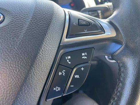 Used 2019 Ford Edge SEL w/ Equipment Group 201A FWD image 18