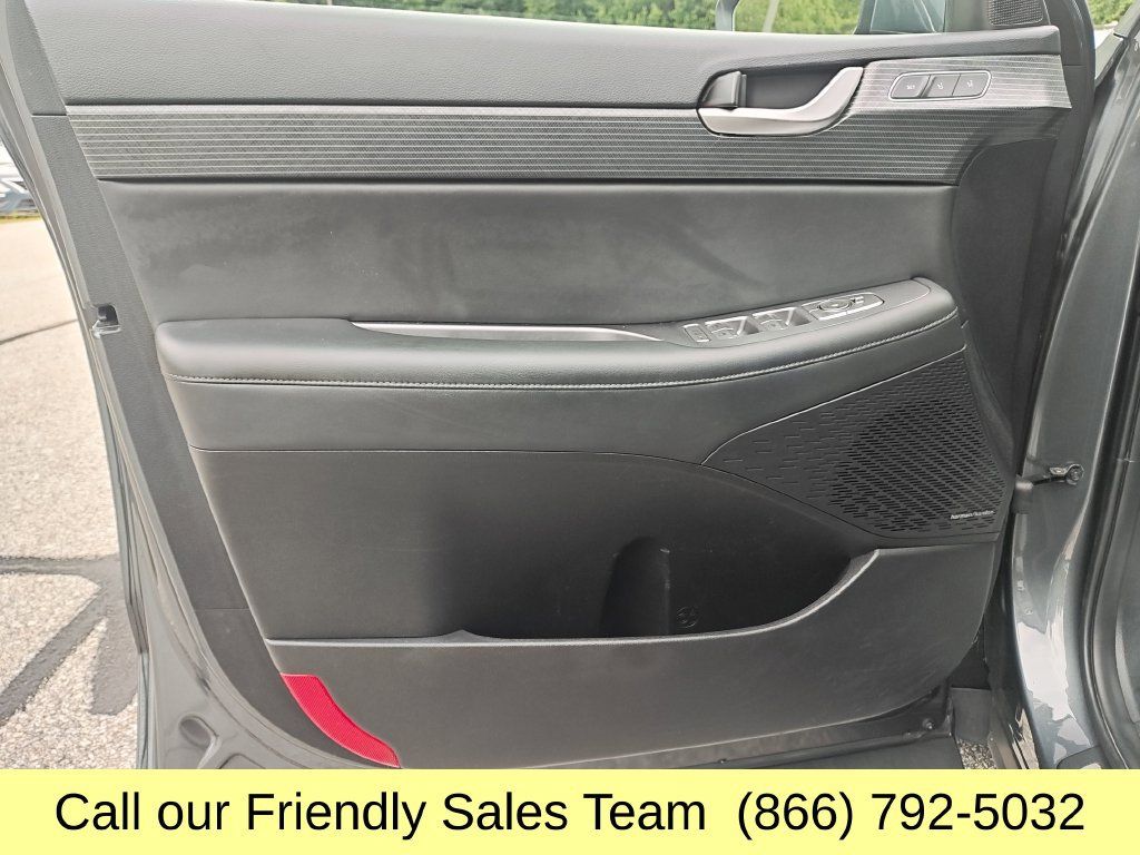 Used 2023 Hyundai Palisade Limited w/ Cargo Package AWD/4WD image 12