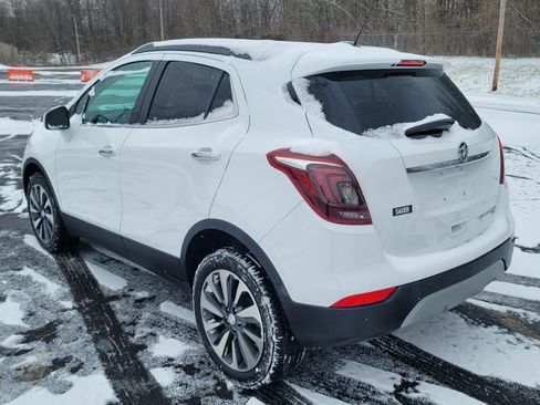 Used 2022 Buick Encore Preferred AWD/4WD image 9