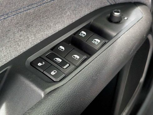 Used 2024 Jeep Compass Latitude AWD/4WD image 26