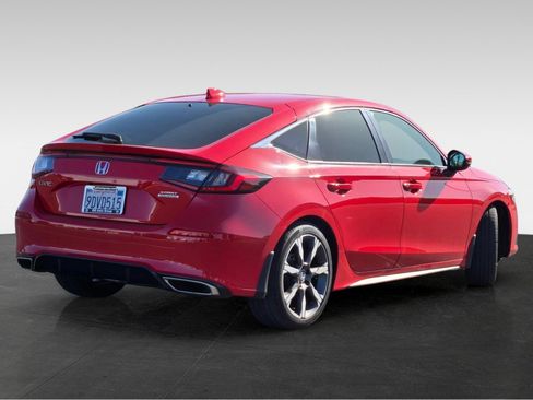 Used 2022 Honda Civic Sport Touring image 6