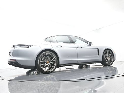 Certified 2023 Porsche Panamera Platinum Edition RWD image 53