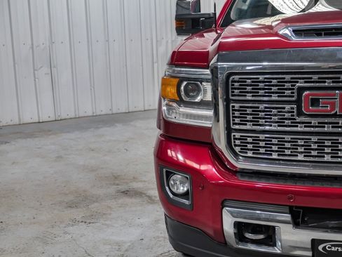 Used 2018 GMC Sierra 3500 Denali w/ Duramax Plus Package image 45