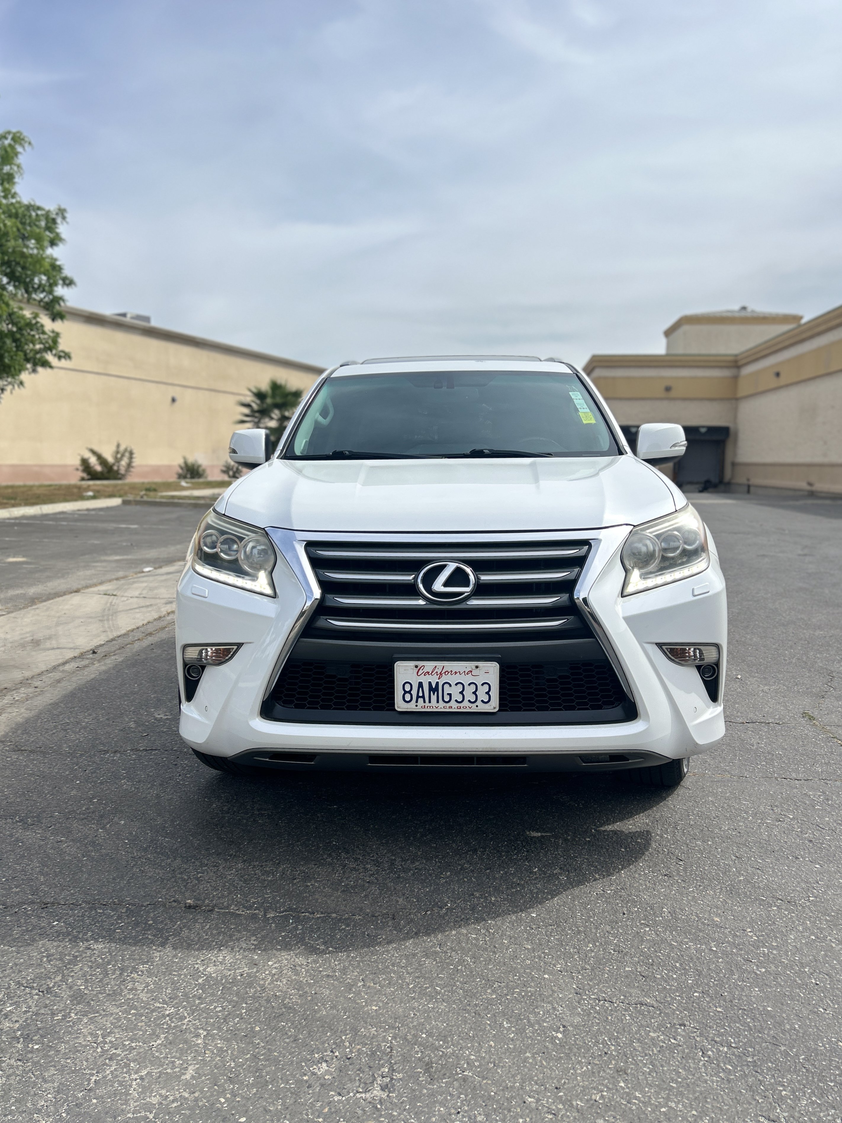 Used 2014 Lexus GX 460 Luxury AWD/4WD image 3