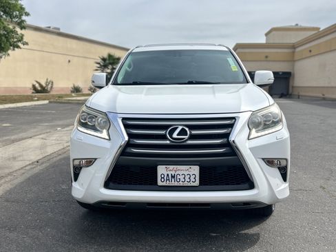 Used 2014 Lexus GX 460 Luxury image 3