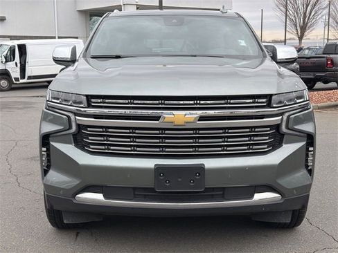 Used 2023 Chevrolet Suburban Premier image 8