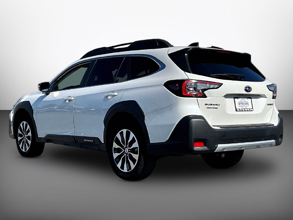 Used 2025 Subaru Outback Limited AWD/4WD image 4
