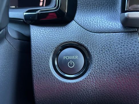 Used 2025 Toyota Camry LE image 27