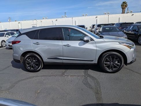 Certified 2025 Acura RDX SH-AWD image 4