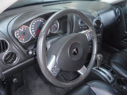 Used 2006 Pontiac Grand Prix w/ Premium Package FWD image 28