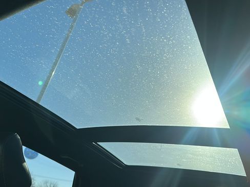 Used 2023 Ford Edge ST-Line image 34