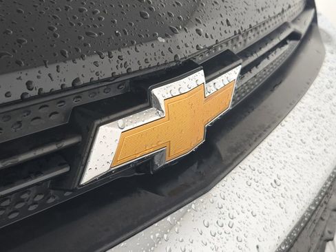Used 2023 Chevrolet TrailBlazer LT FWD image 34