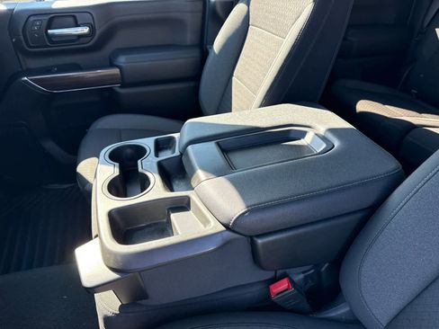 Used 2023 Chevrolet Silverado 3500 LT AWD/4WD image 18