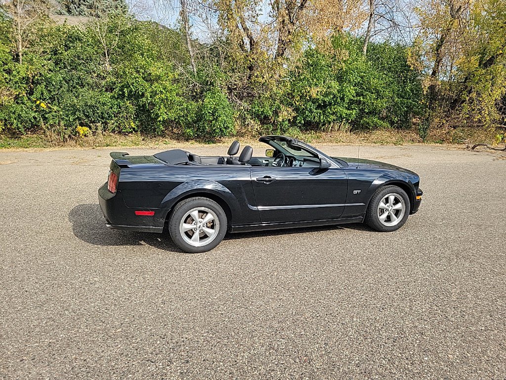 Used 2007 Ford Mustang GT Premium RWD image 28