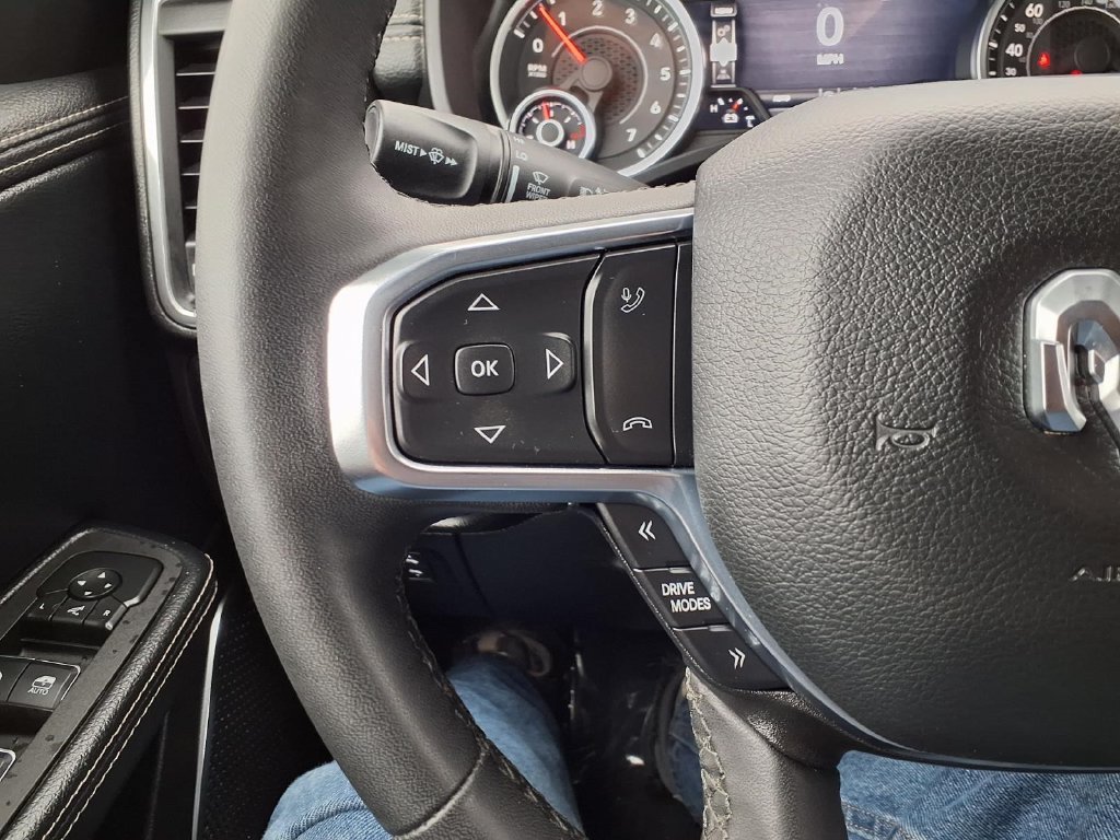 Used 2026 RAM 1500 Laramie AWD/4WD image 11