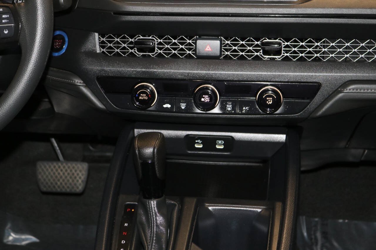 Used 2024 Honda Accord LX image 39