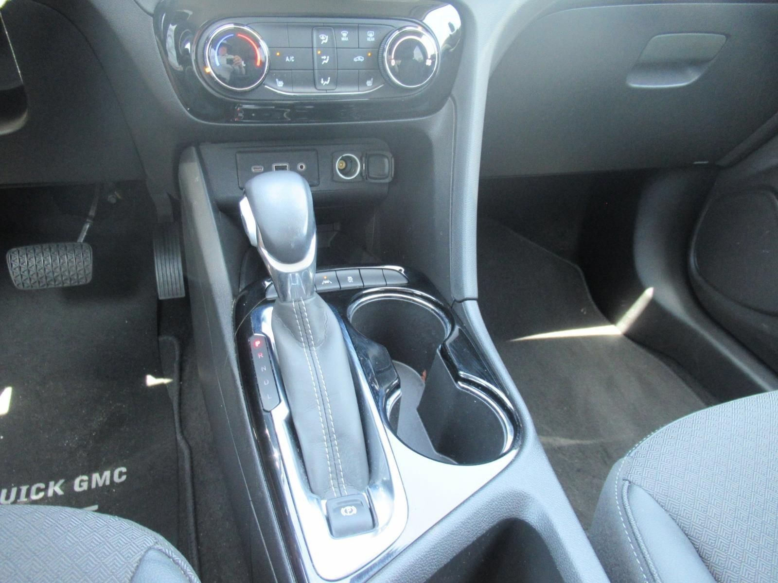 Used 2023 Buick Encore GX Preferred w/ Cold Weather Comfort Package FWD image 26