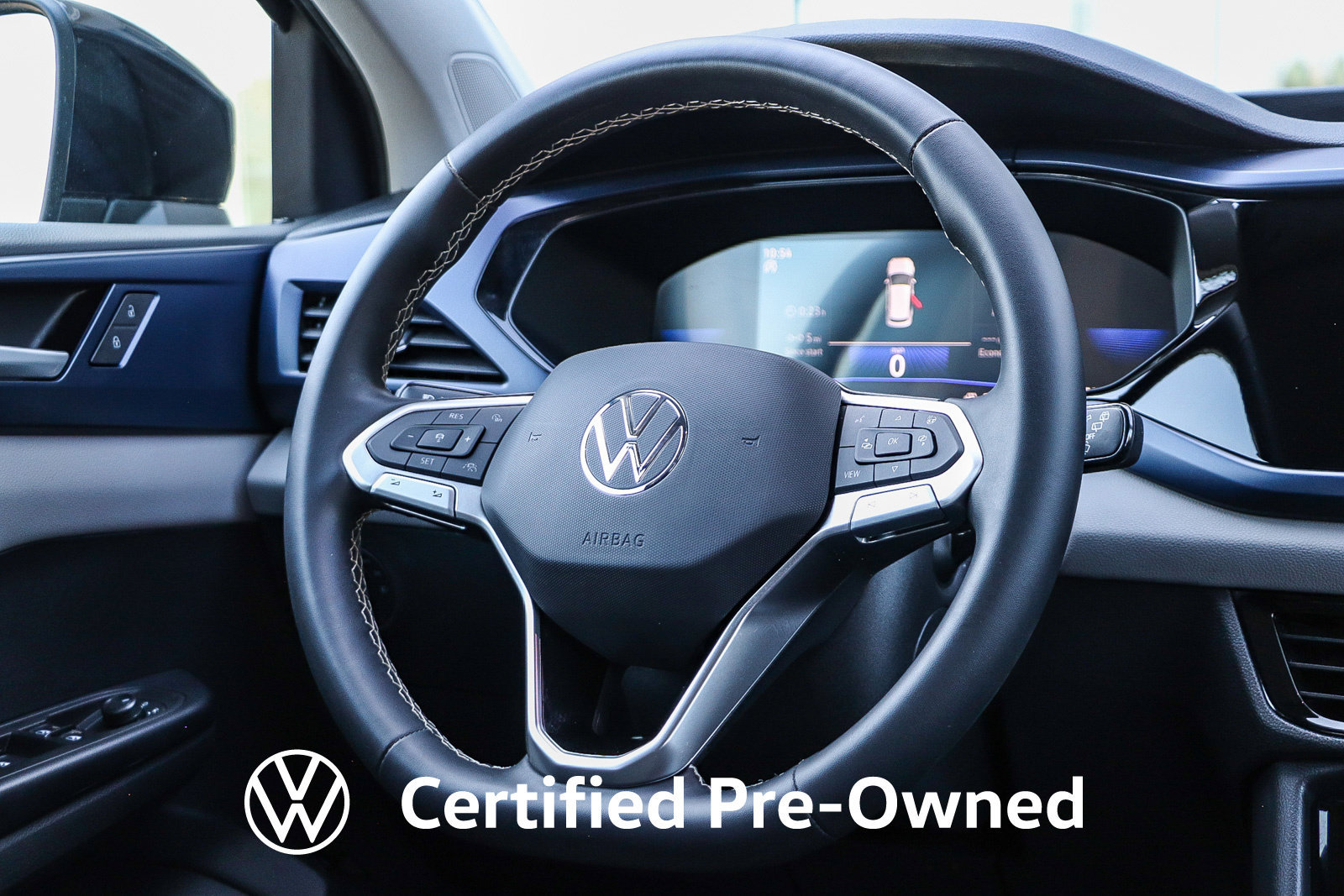 Certified 2023 Volkswagen Taos SE w/ Panoramic Sunroof Package FWD image 17