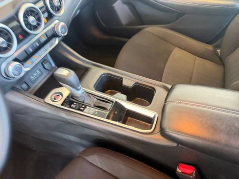 Used 2025 Nissan Sentra SV FWD image 41