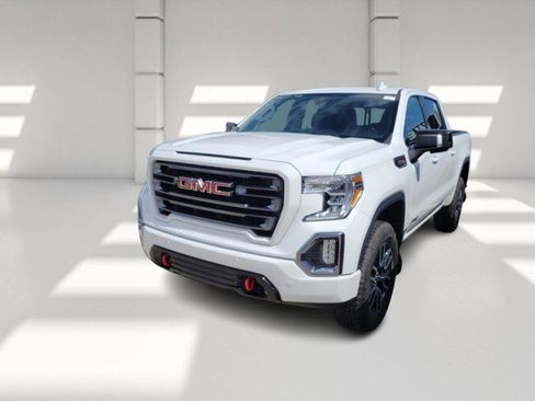 Used 2022 GMC Sierra 1500 AT4 w/ AT4 Premium Package image 1