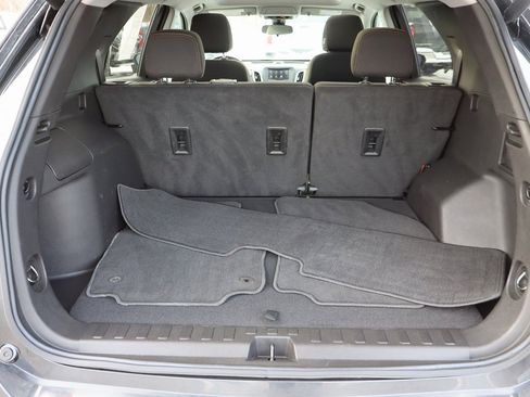 Used 2022 Chevrolet Equinox LT image 22