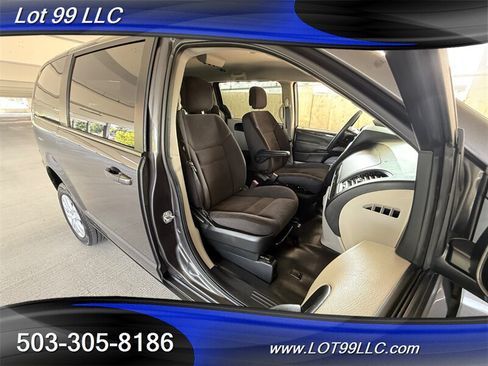 Used 2018 Dodge Grand Caravan SE w/ Power Convenience Group I FWD image 18