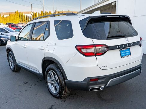 New 2026 Honda Pilot EX-L image 8