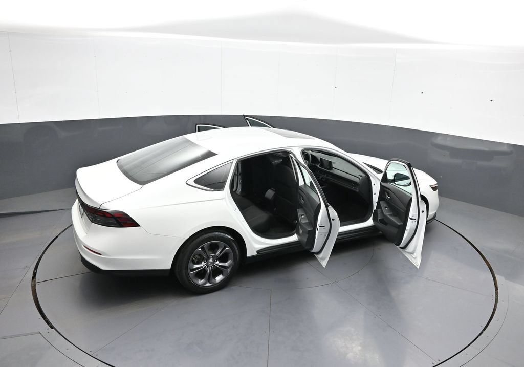 Certified 2023 Honda Accord EX image 44