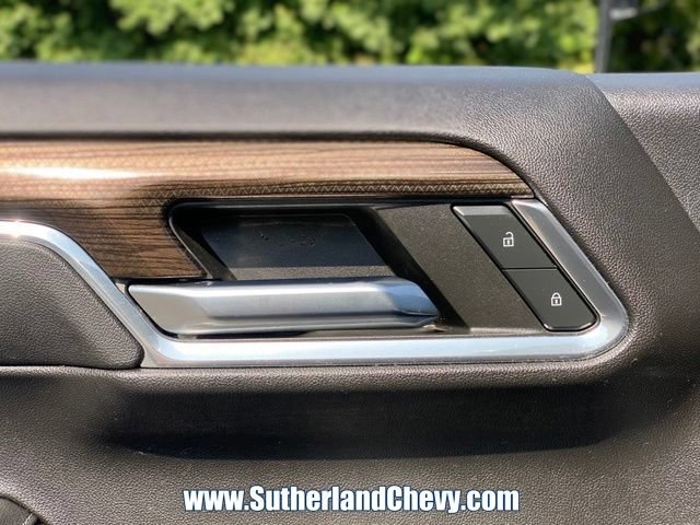 Used 2023 Chevrolet Silverado 1500 RST AWD/4WD image 16