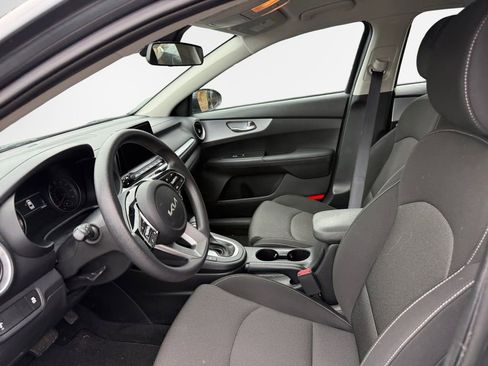 Certified 2024 Kia Forte LXS image 12