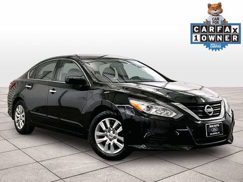 Used 2018 Nissan Altima 2.5 S w/ S Convenience Package FWD image 2