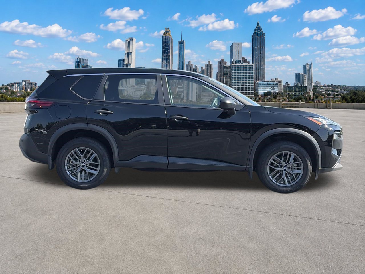 Used 2023 Nissan Rogue S FWD image 23