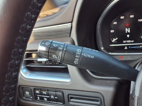 Certified 2023 GMC Yukon SLT w/ SLT Luxury Package image 15