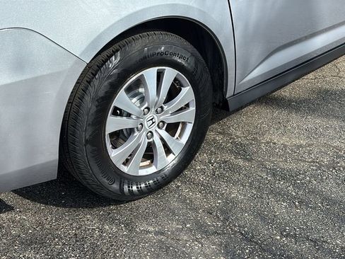 Used 2016 Honda Odyssey EX-L image 8