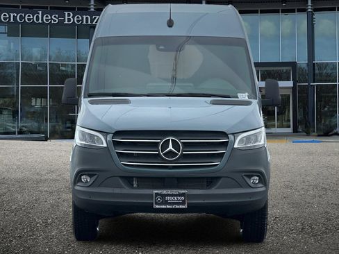 New 2024 Mercedes-Benz Sprinter 2500 image 9