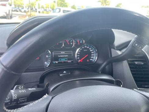 Used 2019 Chevrolet Tahoe LT RWD image 21